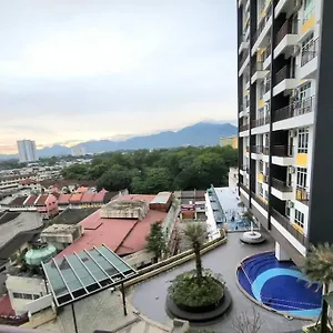 6-pax-3r2b-pool-view-majestic-ipoh-town-happy-homestay.ipoh-hotel.com/
