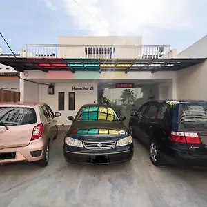 3* Hotel 21